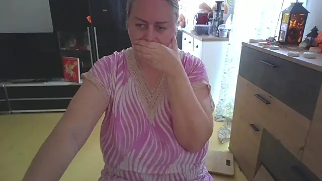 Meliss Official9 online show from October 12, 8:46 am