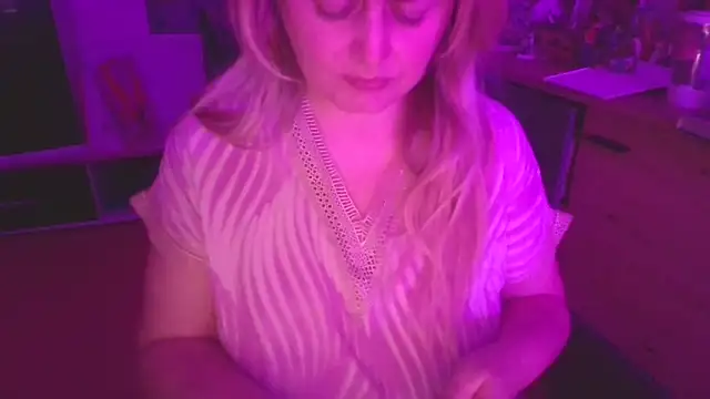 Meliss Official9 online show from December 16, 8:36 pm