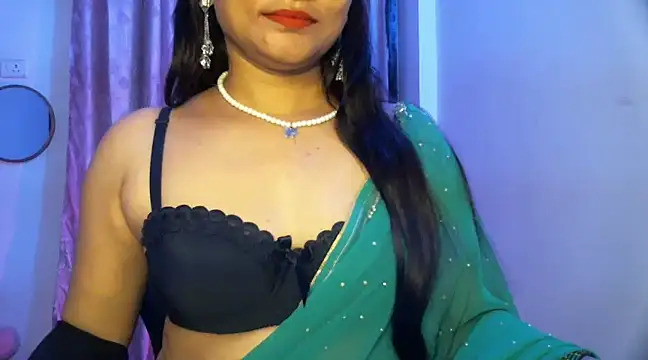 Snapshot of Rumjhum_ chatting on February 28, 5:48 pm Rumjhum online show from February 28, 5:48 pm