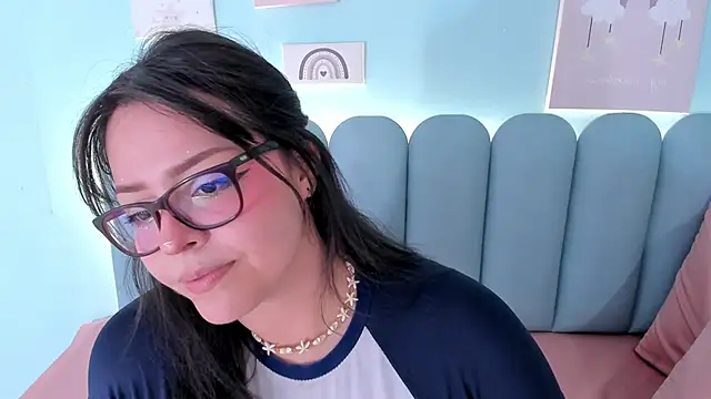 Snapshot of curvy_rousi chatting on September 23, 11:46 am curvy rousi online show from September 23, 11:46 am