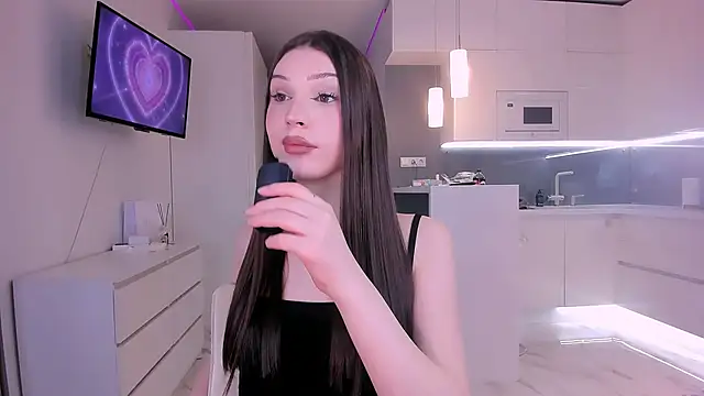 Snapshot of sharon_forever chatting on November 4, 10:31 pm sharon forever online show from November 4, 10:31 pm