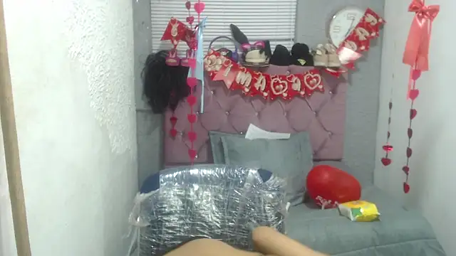 vainillaplaypussy online show from March 17, 3:40 pm