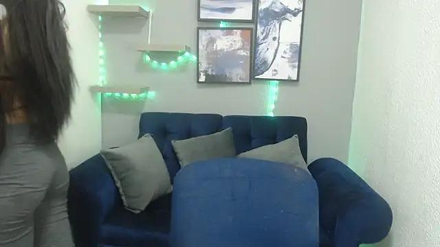 vainillaplaypussy online show from September 17, 12:29 pm