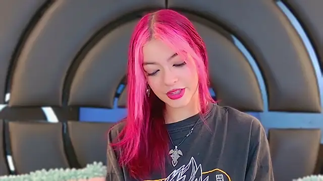 ElizabetthKitty online show from January 31, 7:18 pm