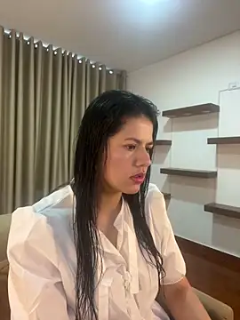 Alice Biel online show from January 11, 1:53 pm