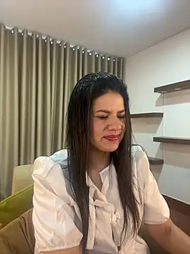 Alice Biel online show from January 14, 12:45 pm