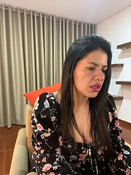 Alice Biel online show from January 15, 12:51 am