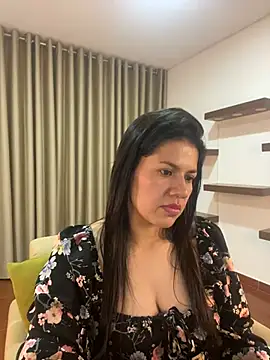 Alice Biel online show from January 19, 11:32 pm