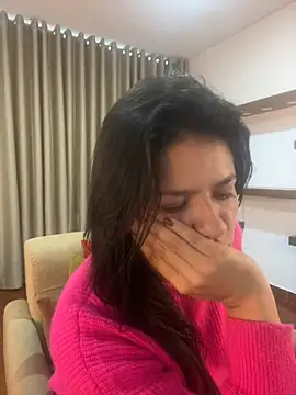 Alice Biel online show from January 20, 2:36 pm