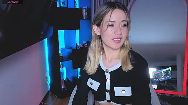 sexfire lalita online show from November 21, 10:19 pm