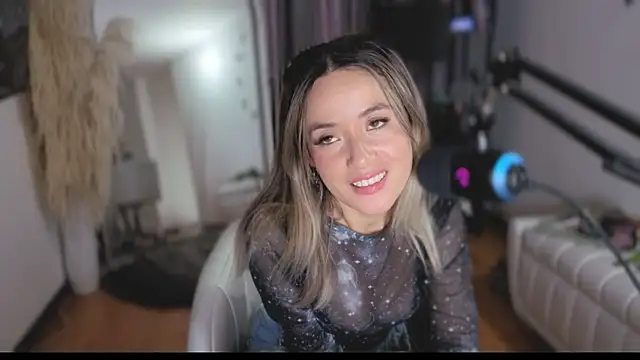 sexfire lalita online show from January 5, 7:50 pm