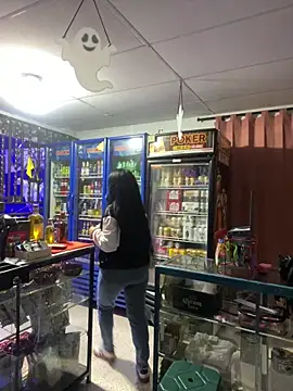 Hot beauty   online show from October 23, 4:12 am