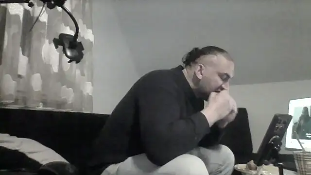 NewyorkDimi online show from November 18, 1:11 am