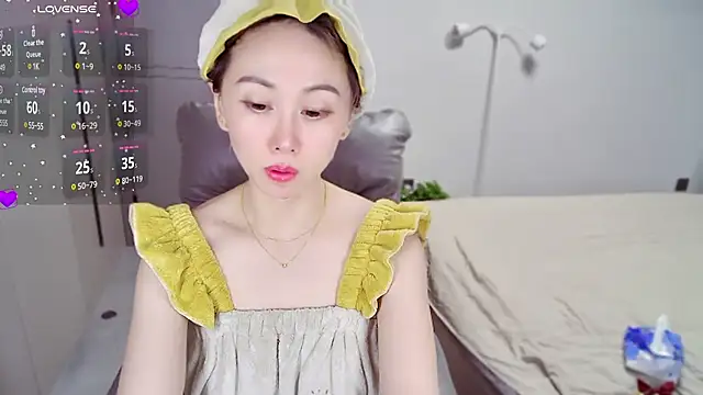 Xiaoyu-G online show from February 27, 11:10 am