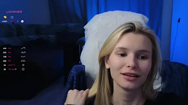 elsa limerence online show from December 9, 10:54 am