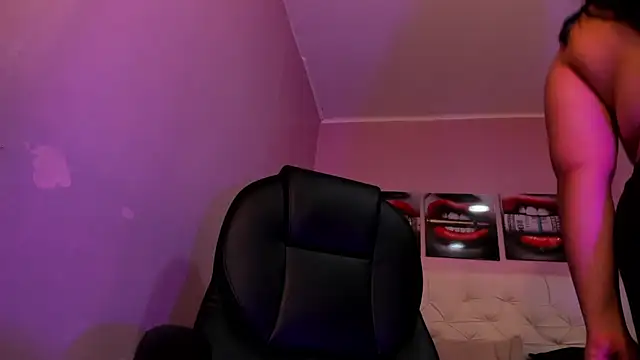 Snapshot of alice__tylor chatting on January 25, 6:02 pm alice tylor online show from January 25, 6:02 pm