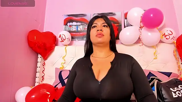 Snapshot of alice__tylor chatting on February 14, 11:42 am alice tylor online show from February 14, 11:42 am