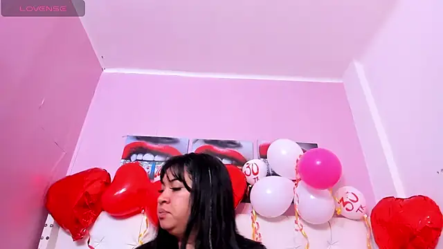 Snapshot of alice__tylor chatting on February 21, 11:33 am alice tylor online show from February 21, 11:33 am