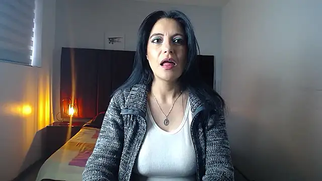 Zuzana21 online show from December 7, 12:56 pm