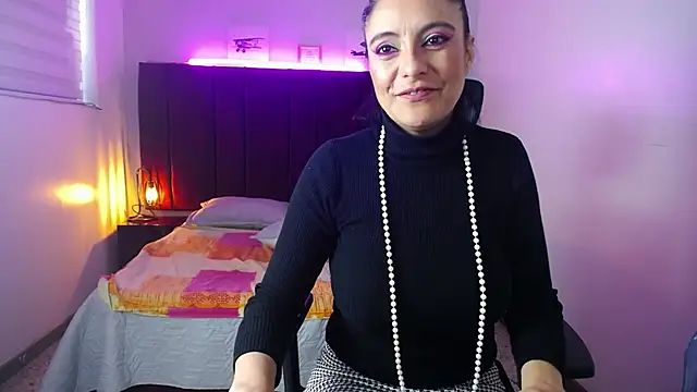 Zuzana21 online show from December 11, 4:09 pm
