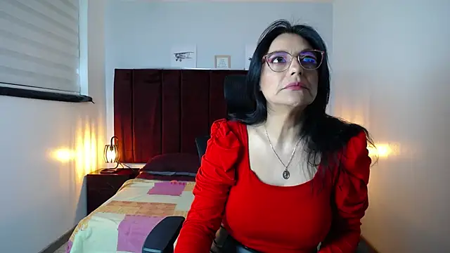 Zuzana21 online show from December 18, 1:02 pm