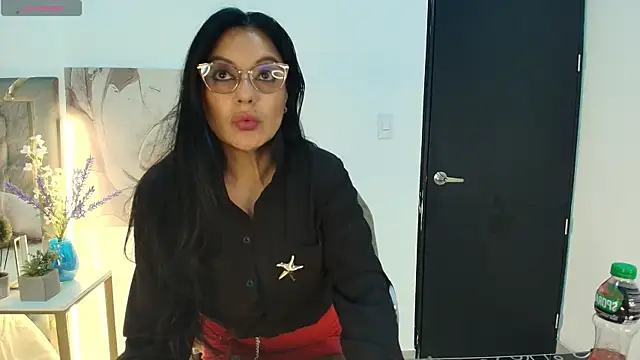 Zuzana21 online show from June 9, 1:34 pm