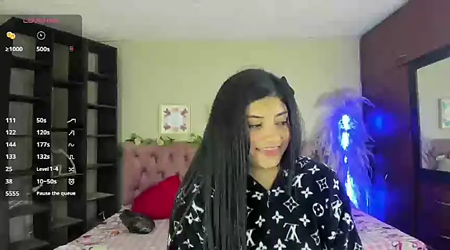Lia Keen online show from February 5, 7:42 pm