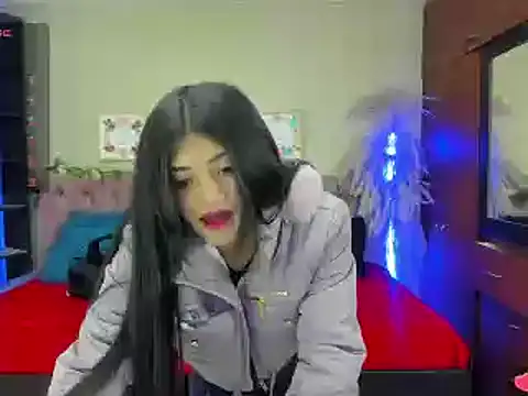 Lia Keen online show from March 8, 8:14 pm