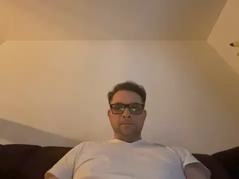 Snapshot of Perry_devot chatting on February 4, 6:38 pm Perry devot online show from February 4, 6:38 pm