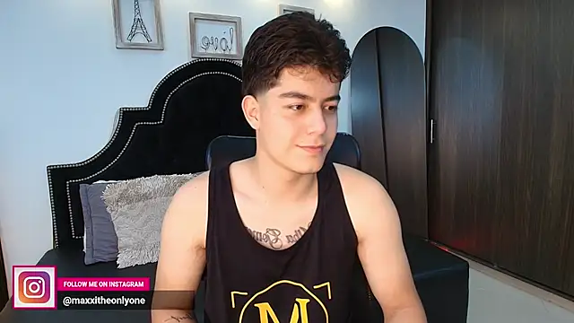 MaxxiCruz online show from September 22, 11:07 pm