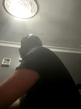 Snapshot of Choco3838 chatting on November 27, 8:22 pm Choco3838 online show from November 27, 8:22 pm