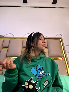 nina carther online show from October 15, 12:05 pm