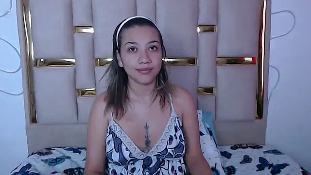 nina carther online show from November 3, 11:00 am