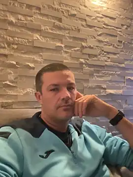 Snapshot of Arnaudvibre chatting on October 30, 11:27 pm Arnaudvibre online show from October 30, 11:27 pm