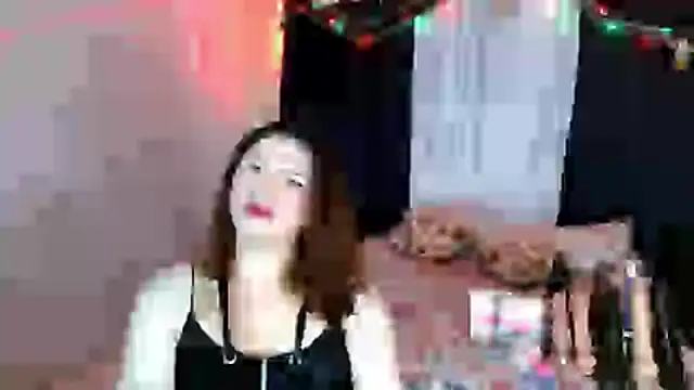 smithdara online show from December 14, 8:35 pm