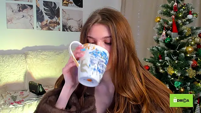 Snapshot of Hello_Vivienne chatting on January 10, 7:32 pm Hello Vivienne online show from January 10, 7:32 pm
