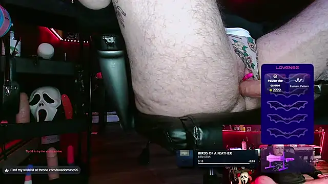 tuxedomasc 95 online show from October 4, 10:52 pm