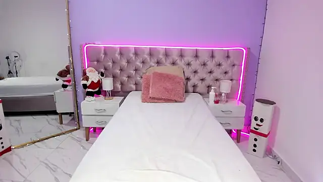 Anal Luucia online show from January 7, 11:37 am