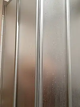 Snapshot of boysexy350 chatting on February 19, 9:22 pm boysexy350 online show from February 19, 9:22 pm