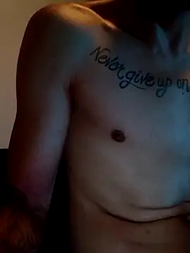 Snapshot of boysexy350 chatting on April 4, 3:49 am boysexy350 online show from April 4, 3:49 am