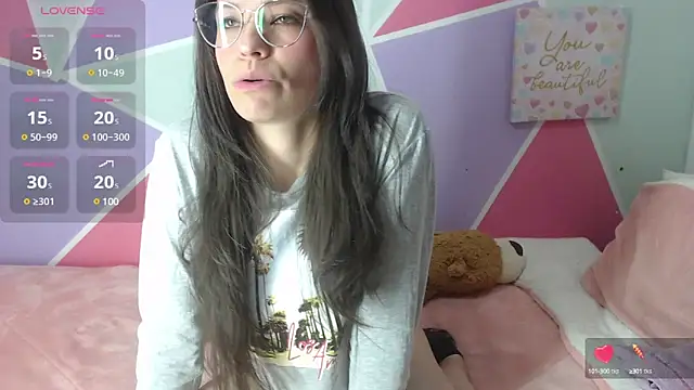 Snapshot of Mily_Miley chatting on March 3, 4:24 pm Mily Miley online show from March 3, 4:24 pm