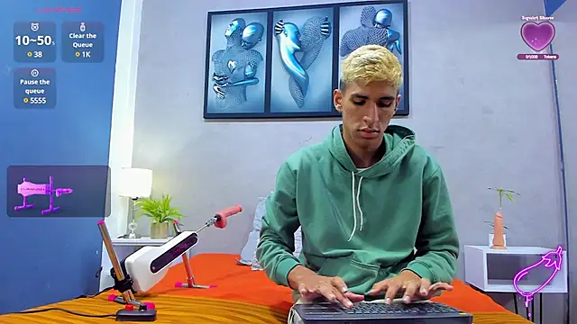 kieran derek online show from January 11, 11:23 am