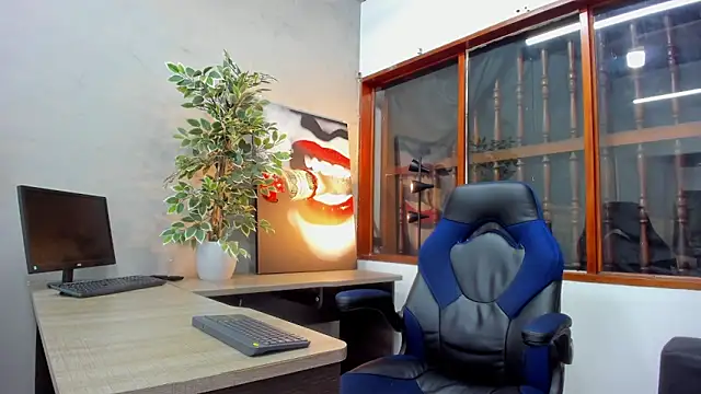 kieran derek online show from February 1, 2:47 am