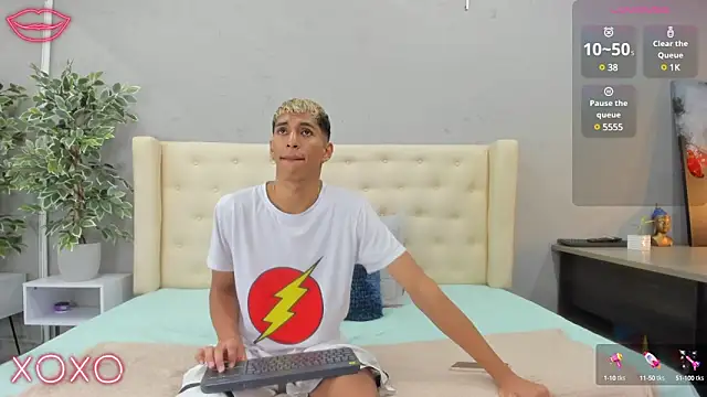 kieran derek online show from March 17, 3:14 am