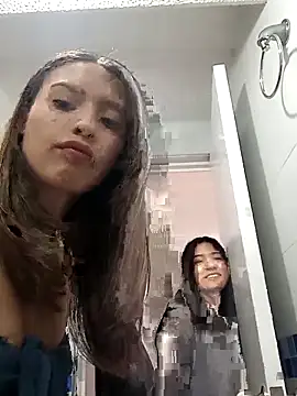 Snapshot of Gabby_and_Alice chatting on February 20, 5:07 pm Gabby and Alice online show from February 20, 5:07 pm