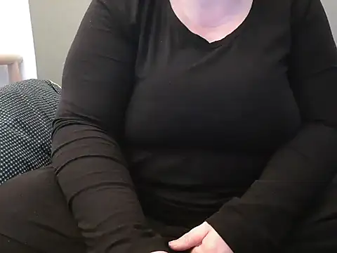 MarthaBriest online show from March 18, 3:53 pm