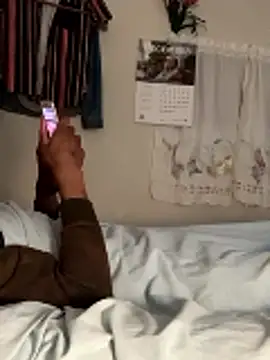 Johnras121 online show from January 7, 9:39 pm