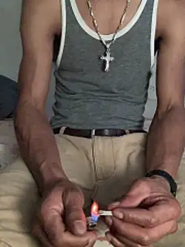 Snapshot of Johnras121 chatting on February 16, 11:34 pm Johnras121 online show from February 16, 11:34 pm