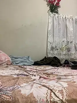 Snapshot of Johnras121 chatting on February 25, 11:20 am Johnras121 online show from February 25, 11:20 am