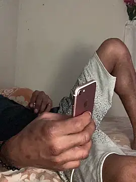 Snapshot of Johnras121 chatting on March 11, 12:49 am Johnras121 online show from March 11, 12:49 am